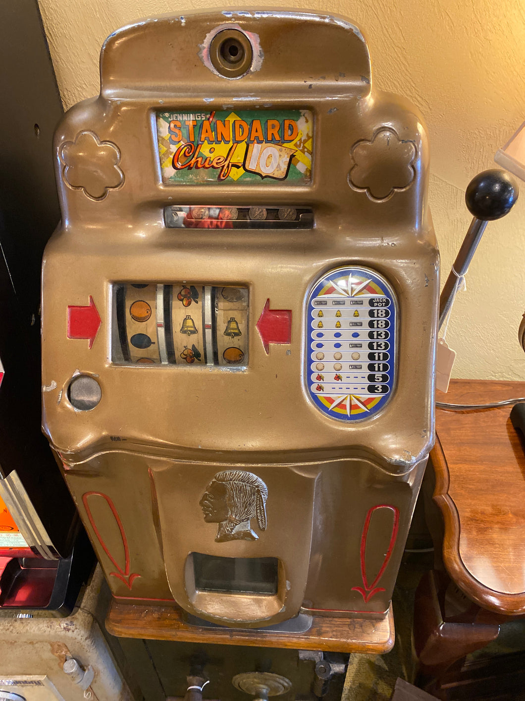 1940s Jennings Standard Chief 10-Cent Slot Machine *SEE DESCRIPTION*