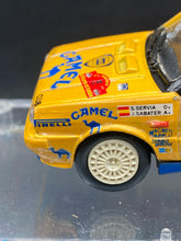 Vitesse 1/43 Lancia Delta HF Turbo 4WD Camel Die Cast - view 3