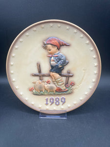 Hummel 1989 Annual Plate