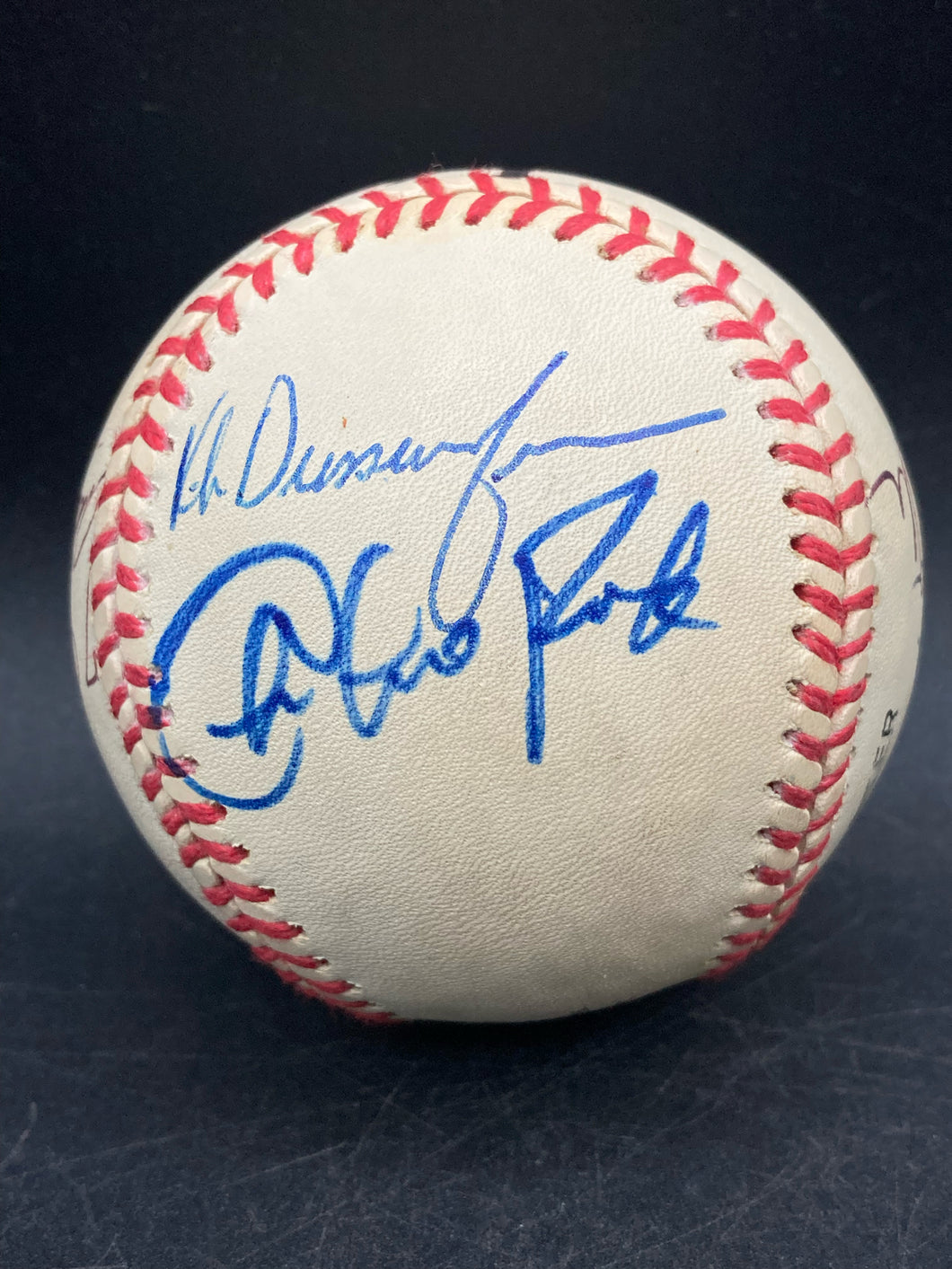 1998 Los Angeles Dodgers Team Signed Baseball W/ Chan Ho Park