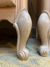Dresser With tri-mirror