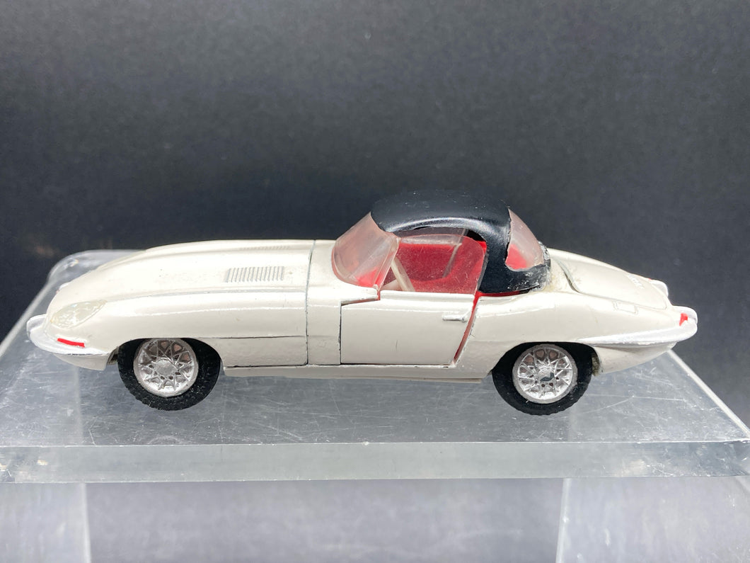 Tekno 1/43 Jaguar E Type Die Cast