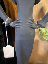Statue