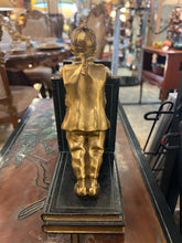 Bookend