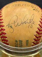 Roy Campanella & Sadaharu Oh Signed Baseball W/ 1981 Yomiuri Giants Signatures - view 5