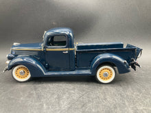 Danbury Mint 1/24 1938 Ford Pickup Truck Die Cast