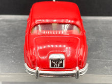 Corgi Toys 1/43 Jaguar MK II Saloon Die Cast