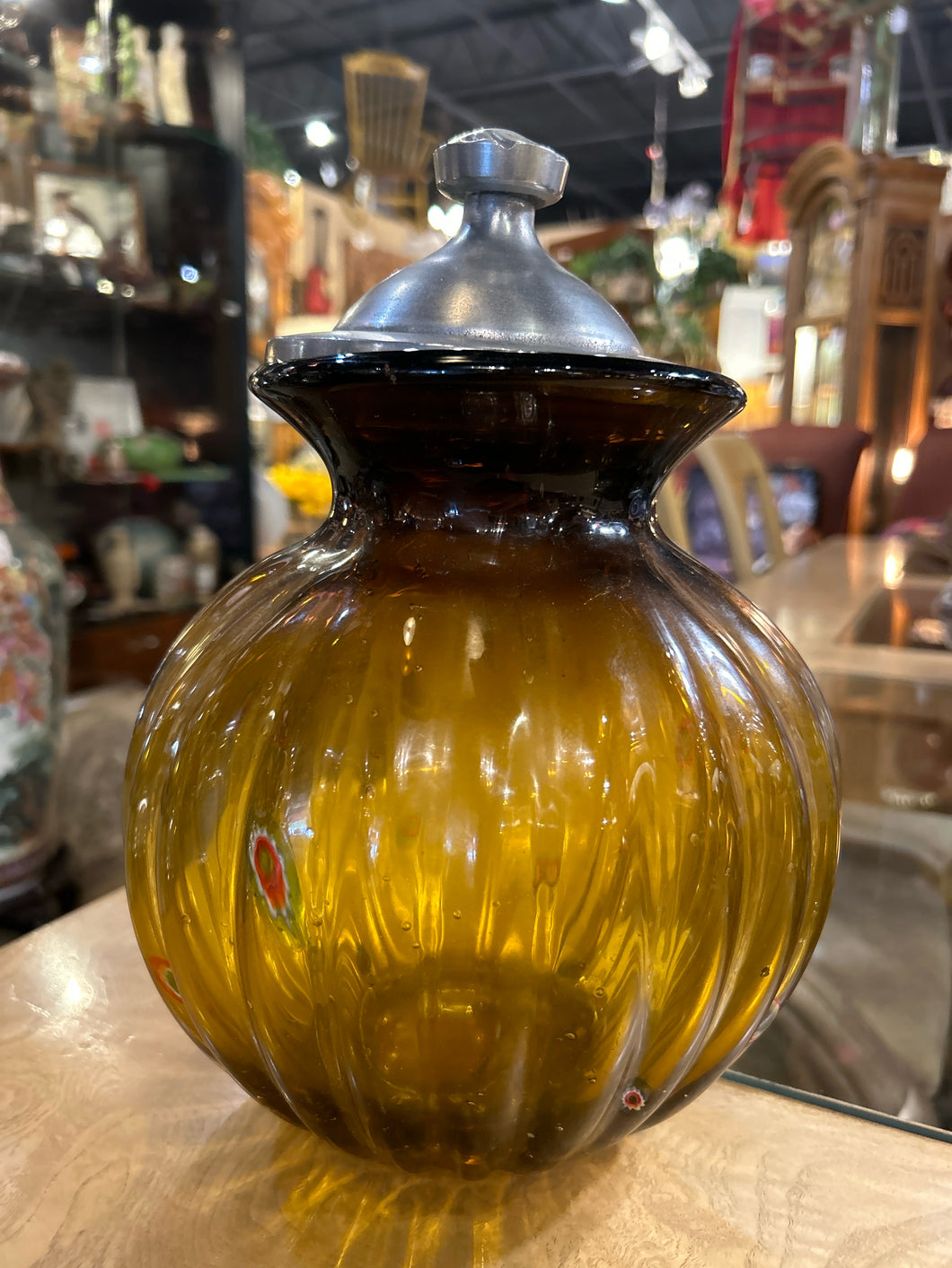 Amber Jar With Top