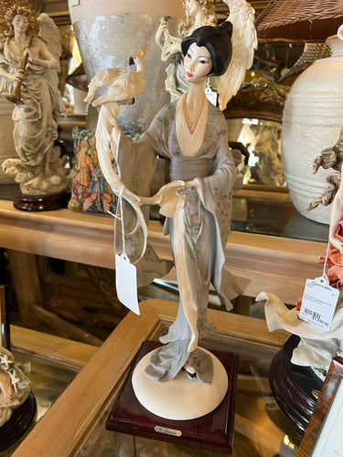 Giuseppe Armani Asian Lady Figurine