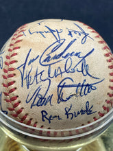 1975 Chicago Cubs team Signed Baseball W/ Bill Madlock Jose Cardenal