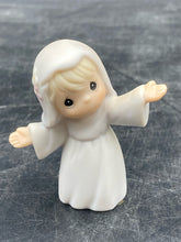 Precious Moments Two By Two The Noah's Ark Story Figurine Set - view 17