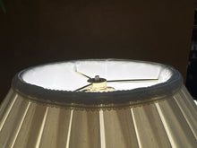 Green Asian Style Lamp