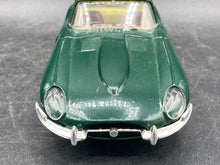 Majorette 1/24 Jaguar E Type Die Cast - view 4