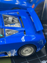 Burago 1/18 1991 Bugatti EB 110 Die Cast W/ Box & Booklets