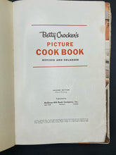 Vintage 1956 Betty Crocker's Picture Cook Book 2nd Edition