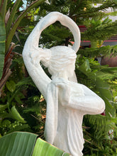 Statue