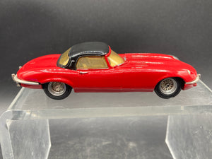 Milestone Miniatures Jaguar Model Series 1/43 1973 Jaguar E-Type V12 JW1