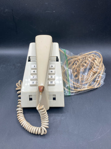 British Two Tone White 786 Trimphone Corded Phone