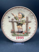 Hummel 1995 Annual Plate