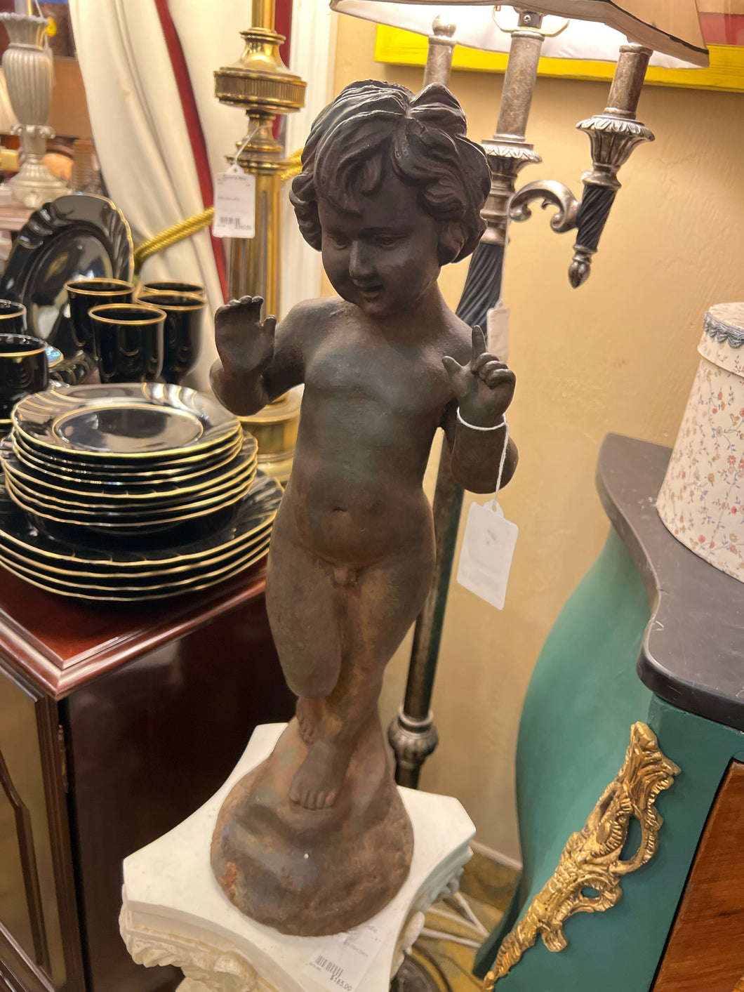 Statue