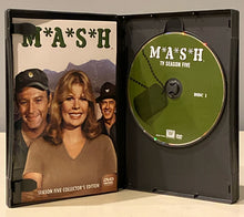 M.A.S.H. Season Five Collector's Edition (2003, Twentieth Century Fox Home Entertainment, Inc.) - view 3