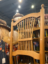 Round Country Table With 4 Chairs