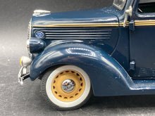 Danbury Mint 1/24 1938 Ford Pickup Truck Die Cast