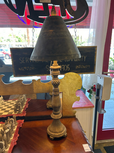 Antique Finish Bronze Lamp