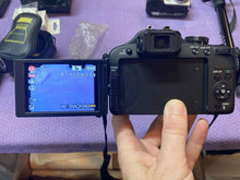 Panasonic Lumix DMC-FZ150 Camera W/ Coast Tripod & Extra Battery - view 5