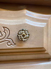 Dresser With tri-mirror