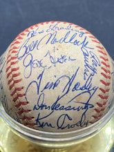 1975 Chicago Cubs team Signed Baseball W/ Bill Madlock Jose Cardenal