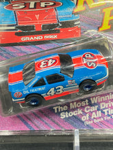 Tyco The King Richard Petty NASCAR Twin Pack 1:64 Slot Cars NIB - view 2