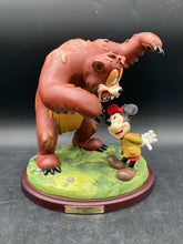 1999 Disneyana Convention Signed Limited Edition "The Pointer 1939" Statue