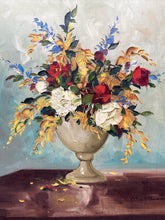 Vintage Artist Signed Original Floral Still Life Oil Painting, Framed - view 2