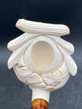 Hakan Turkish Meerschaum Hand Carved Sultan Pipe w/ Case