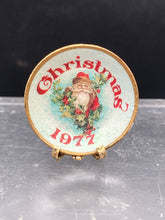 Vintage El-Kru Dollhouse Miniature Christmas 1977 Plate w/ Stand