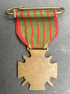 WWII French croix de guerre medal