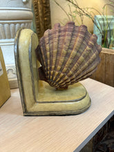Shell Bookend