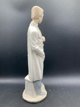 Llardo NAO 13" Porcelain Doctor Figure - view 7