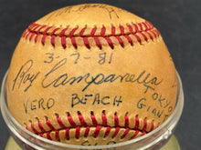Roy Campanella & Sadaharu Oh Signed Baseball W/ 1981 Yomiuri Giants Signatures - view 3