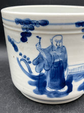 Antique 19th Century Chinese Porcelain Crock