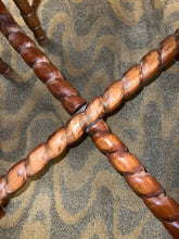 Round Country Table With 4 Chairs