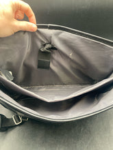 Kenneth Cole Reaction Leather Messenger Bag - view 8