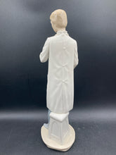 Llardo NAO 13" Porcelain Doctor Figure - view 6