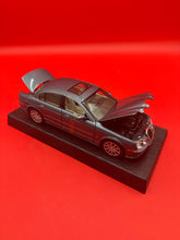 Maisto Jaguar S-Type 1999 1/18 Diecast