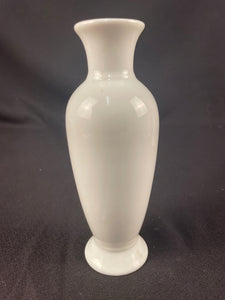 1985 "The Lord Will Provide" Precious Moments Bud Vase