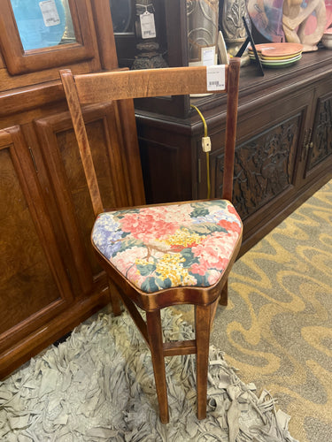 Corner/Vanity Chair