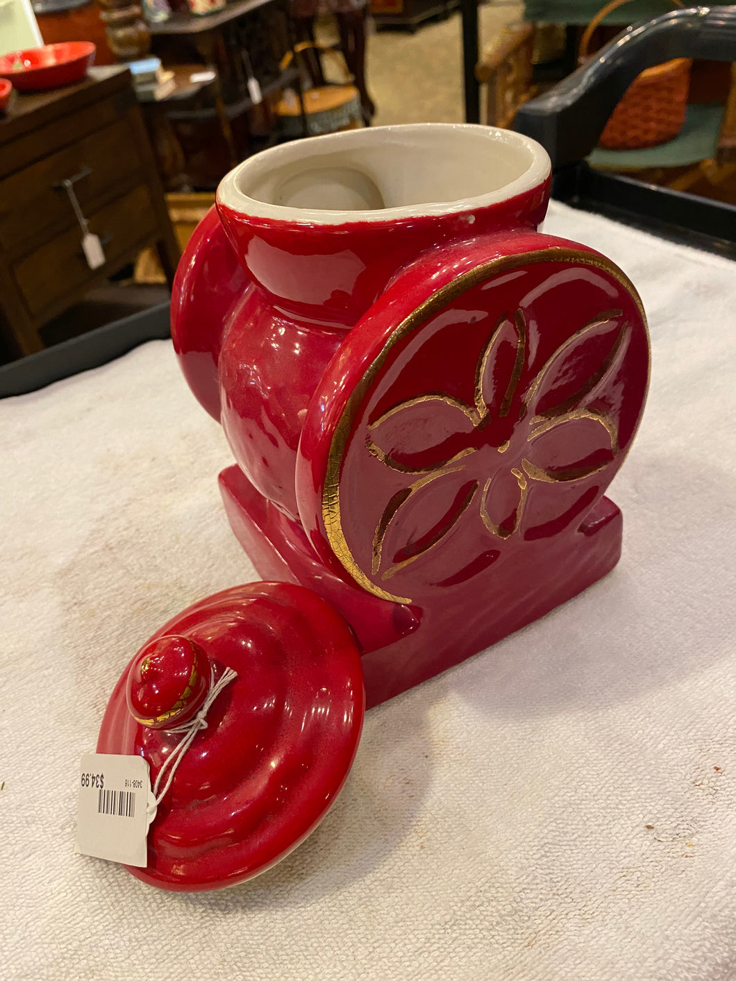 Coffee Grinder-Inspired Cookie Jar (Red)