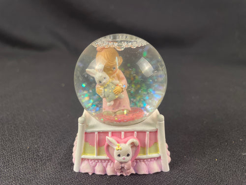 2005 Precious Moments Water Globe