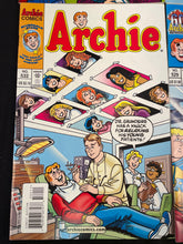 Assorted Archie Comic Books (5)